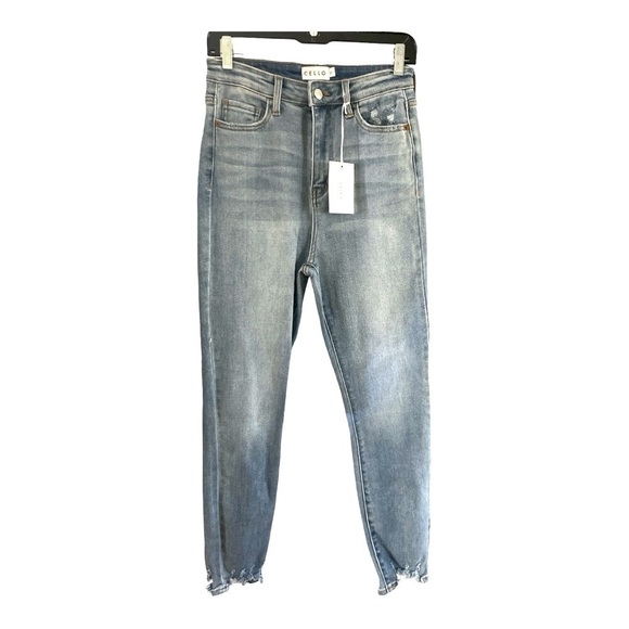 Cello high-rise/high waisted size 11 distress Jeans - Picture 3 of 10